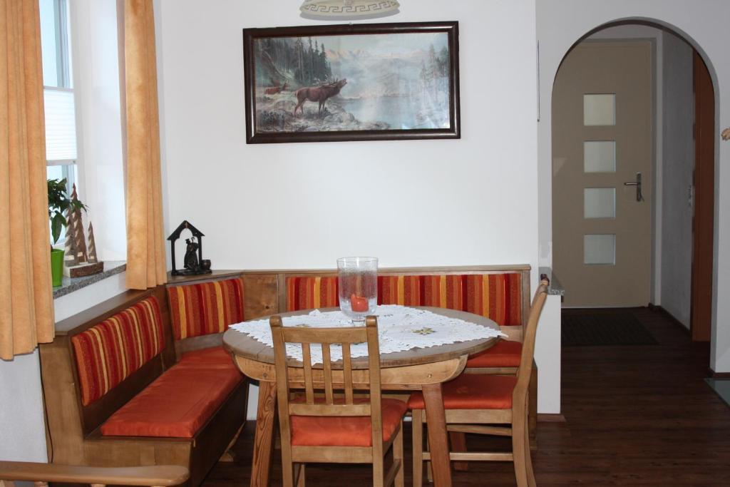 Holzlehenhof Apartment Санкт Йохан им Понгау Стая снимка